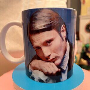 HANNIBAL Mads Mikkelsen EAT the RUDE 11 oz mug NEW